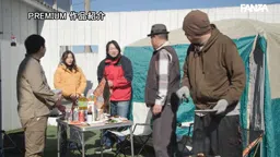 【森沢かな(飯岡かなこ)】欲求不満な妻が親父達とエロいキャンプで乱れる!